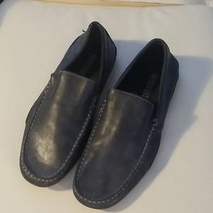 Kenneth Cole Reaction black leather loafers